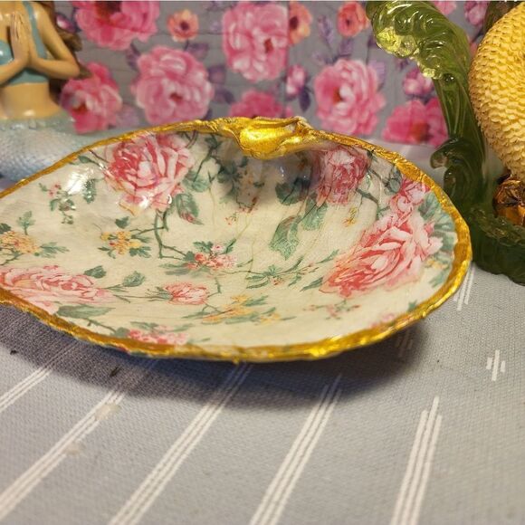 DECOUPAGE CLAM SHELL DECOUPAGE FLOWERS TRINKET DISH - Picture 7 of 11